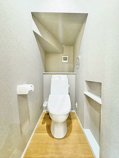 トイレを拡大表示