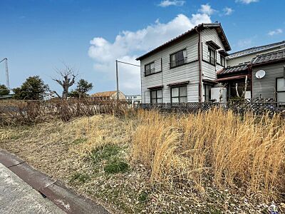 外観：小学校・幼稚園近く！周辺環境充実しています。