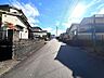 外観：前面道路含む現地写真