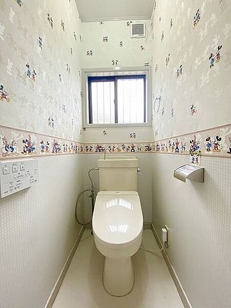 トイレを拡大表示