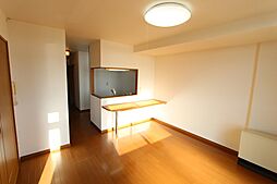 フェイマスKITAMI　3番館 303 3階3LDKのリビング/ダイニング