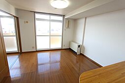 フェイマスKITAMI　2番館 302 3階3LDKのリビング/ダイニング