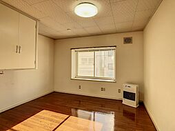 HANAハウス 205 2階ワンルームのリビング/ダイニング