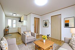 北進町進和ハイツ5 102 1階1LDKのリビング/ダイニング