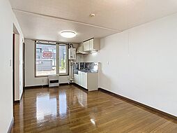 メゾン花園 101 1階ワンルームのリビング/ダイニング