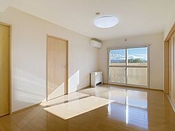 グランソレイユ屯田 302 3階3LDKのリビング/ダイニング