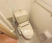 ウォシュレット付きのトイレです。