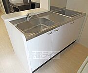 お洒落なカウンターキッチンです