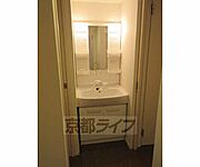 勿論独立洗面です