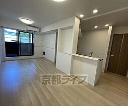 クローバー 203 2階2LDKのリビング/ダイニング