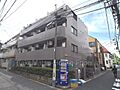 角地に面してお...