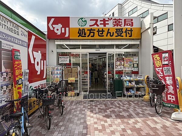 周辺を拡大表示