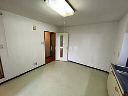 ＳＫコスモビル 2階1LDKのリビング/ダイニング