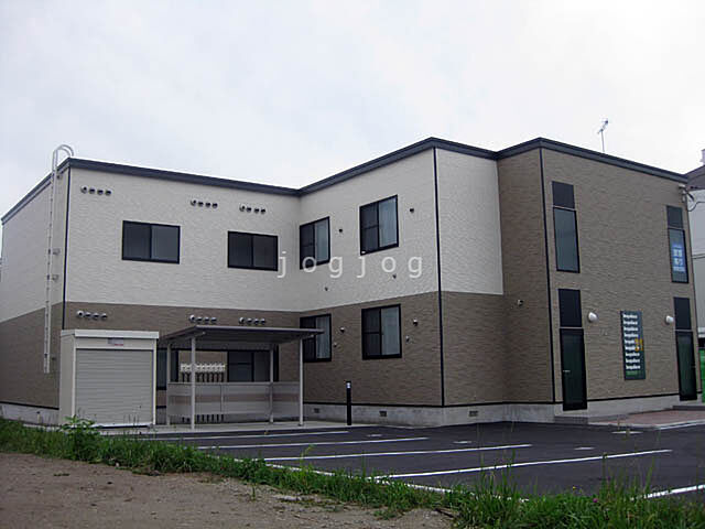 4 / 13