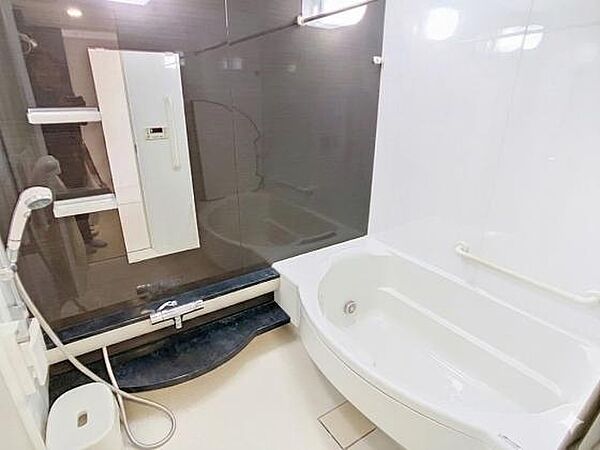 浴室を拡大表示