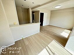 ステイツ枚方・長尾ヒルズ　中古マンション 3LDKのリビング/ダイニング