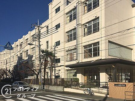大阪市立城陽中学校 徒歩12分。 950m