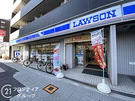 ローソン 今福鶴見駅東店 徒歩5分。 350m