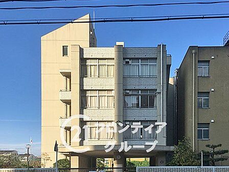 大阪市立友渕中学校 徒歩4分。 320m