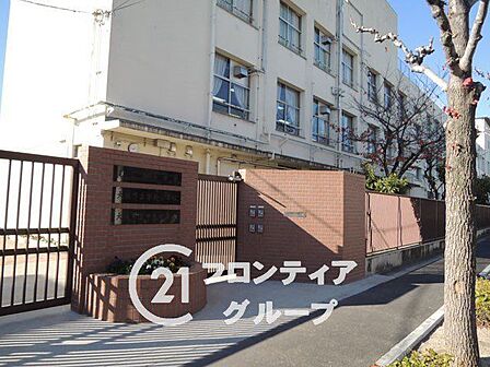 大阪市立啓発小学校 徒歩6分。 430m