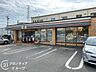 周辺：セブンイレブン東大阪菱江店まで徒歩約1分の近さ！ちょっとした買い忘れや深夜・早朝の急なお買い物、ATMの利用など、すぐ近くにあると何かと重宝する施設です 80m