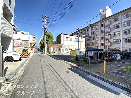 エリアの特性や周辺環境についての情報提供も行っています。物件だけでなく、地域の暮らしやすさも含めてご確認いただけます