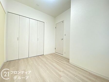 住まい選びは、価格や立地だけでなく、将来の暮らし方まで含めて考えることが大切です。今の段階で気になっていることを、まずスタッフに話してみてください