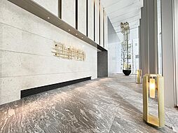 【Entrance hall】エントランスホール
