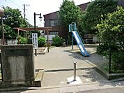 西巣鴨四丁目児童遊園まで約572m