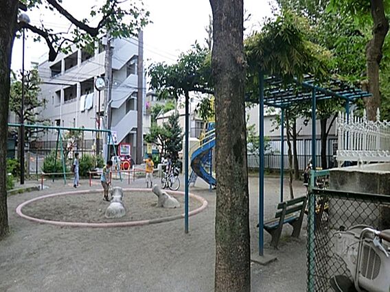 千代田公園まで...