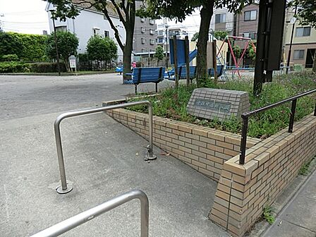 千住中居町公園まで約864m