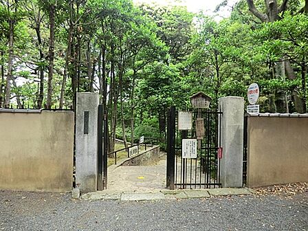 甘泉園公園まで約333m