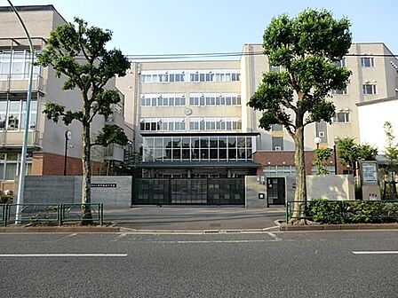 新宿区立西早稲田中学校まで約720m