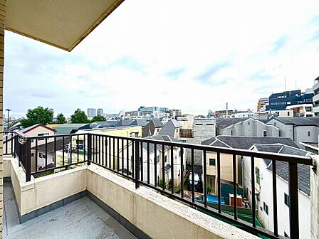 【Balcony】バルコニー