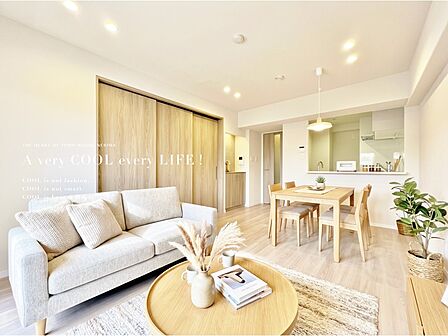 【配置してある家具や小物はCGによるイメージです。】【Livingroom】リビングルーム