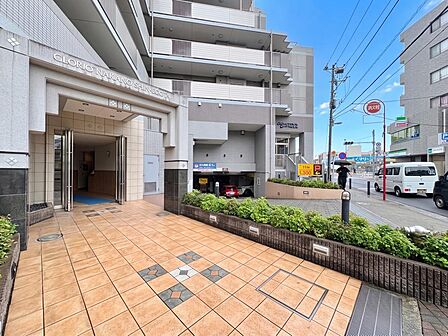 【CG加工により空を晴天にしています】【Entrance】エントランス