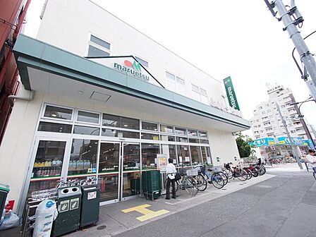 マルエツ新江古田駅前店まで約74m