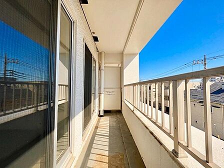 【CG加工により空を晴天にしています】【Balcony】バルコニー