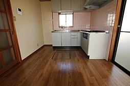 JR福塩線 近田駅 徒歩10分の賃貸アパート 2階4DKのリビング/ダイニング