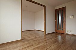 JR福塩線 高木駅 徒歩15分の賃貸アパート 2階2DKのリビング/ダイニング