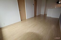 JR福塩線 万能倉駅 徒歩28分の賃貸アパート 2階2LDKのリビング/ダイニング