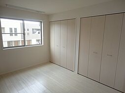 Ｐｅｅｒ　Ｍａｉｓｏｎ　II 2階2LDKの室内