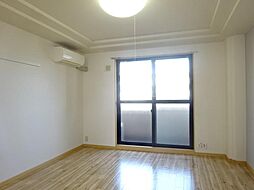 ウィスティリア 2階1Kの室内