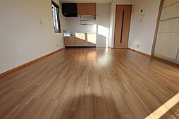 JR山陽本線 東尾道駅 徒歩13分の賃貸アパート 2階2LDKのリビング/ダイニング