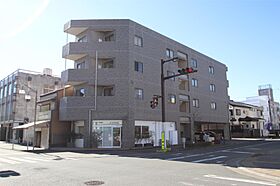 サン・エース 401 ｜ 静岡県浜松市中央区尾張町123-3（賃貸マンション3LDK・4階・69.54㎡） その1