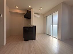 グランデ・フィオーレ 210 2階1LDKのリビング/ダイニング