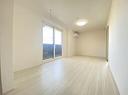 ロイヤルタウン日の出 201 2階1LDKのリビング/ダイニング