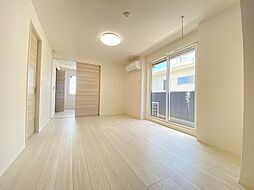 ロイヤルタウン日の出 202 2階1LDKのリビング/ダイニング