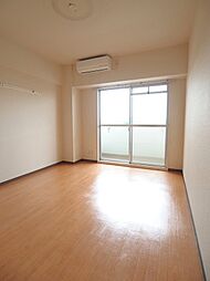 ブルズアイ 5階1Kのリビング/ダイニング