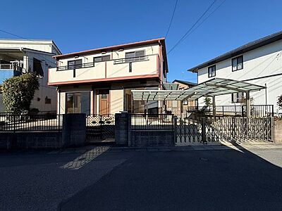 外観：全居室南向き！太陽の恵みを存分に味わえます！